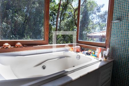 Casa de condomínio à venda com 123m², 1 quarto e 4 vagasBanheiro