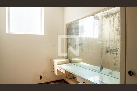 Apartamento à venda com 598m², 8 quartos e 3 vagasCloset