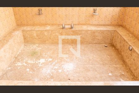 Apartamento à venda com 598m², 8 quartos e 3 vagasBanheiro da Suíte 1