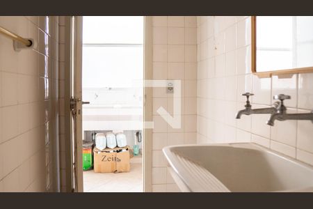 Apartamento à venda com 598m², 8 quartos e 3 vagasBanheiro de serviço