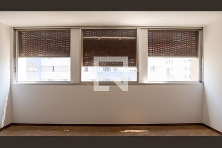 Apartamento à venda com 598m², 8 quartos e 3 vagasQuarto 1