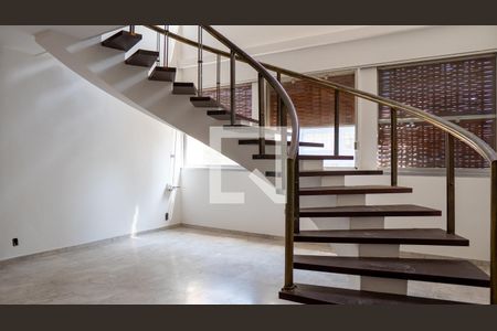 Apartamento à venda com 598m², 8 quartos e 3 vagasSala