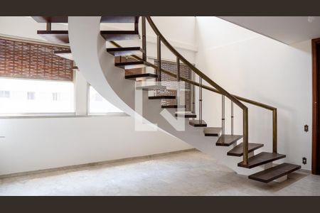 Apartamento à venda com 598m², 8 quartos e 3 vagasSala