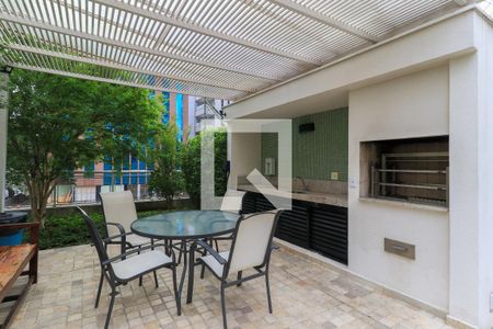 Apartamento para alugar com 107m², 2 quartos e 2 vagas Apartamento para alugar com 107m², 2 quartos e 2 vagasÁrea comum - Churrasqueira