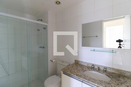 Apartamento para alugar com 107m², 2 quartos e 2 vagas Apartamento para alugar com 107m², 2 quartos e 2 vagasBanheiro Corredor
