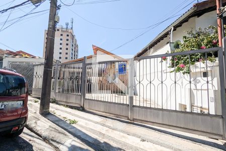 Casa à venda com 170m², 3 quartos e 4 vagasFachada