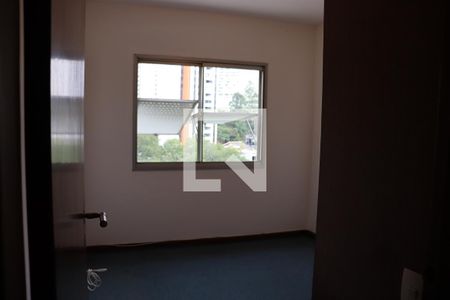 Apartamento à venda com 114m², 4 quartos e 2 vagasQuarto 3