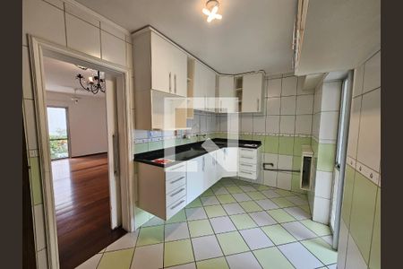 Apartamento à venda com 114m², 4 quartos e 2 vagasCozinha