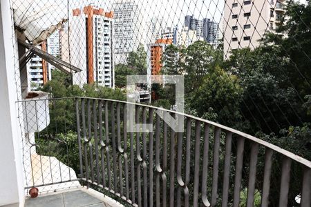 Apartamento à venda com 114m², 4 quartos e 2 vagasVista da Sacada