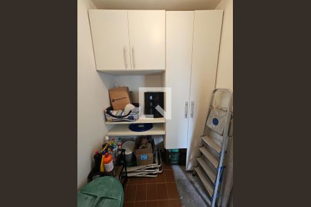 Apartamento à venda com 114m², 4 quartos e 2 vagasDespensa