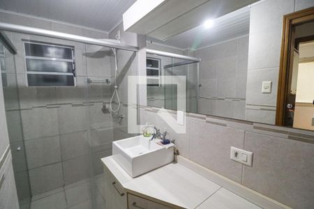 Banheiro de apartamento à venda com 1 quarto, 57m² em Centro Histórico, Porto Alegre