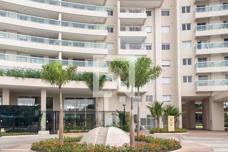 Apartamento para alugar com 72m², 2 quartos e 1 vagaPortaria