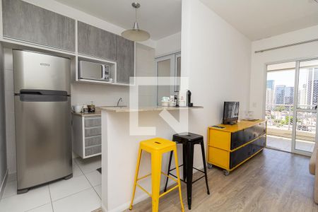 Sala de apartamento para alugar com 2 quartos, 72m² em Pinheiros, São Paulo
