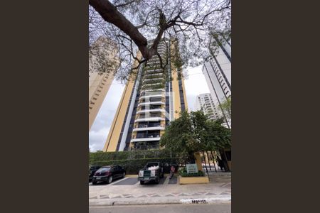 Apartamento para alugar com 101m², 3 quartos e 2 vagasFachada