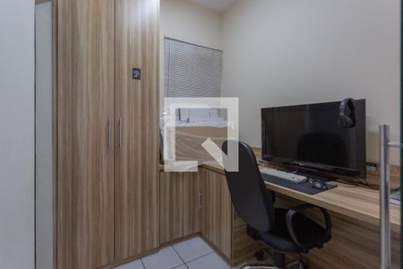 Escritório de apartamento à venda com 3 quartos, 90m² em Fernão Dias, Belo Horizonte