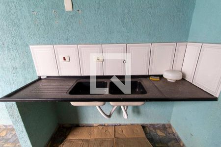 Casa para alugar com 65m², 3 quartos e sem vagaQuintal e Churrasqueira 