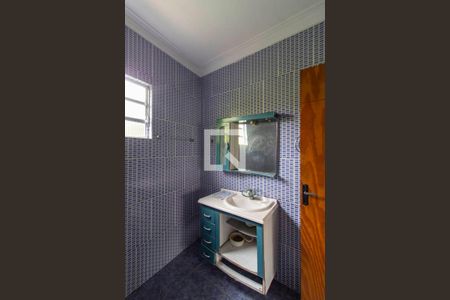 Casa para alugar com 65m², 3 quartos e sem vagaBanheiro 