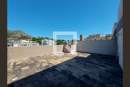Apartamento à venda com 200m², 4 quartos e 2 vagasTerraço