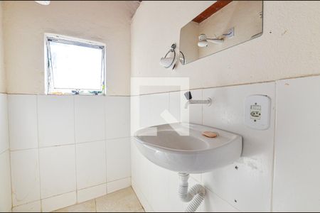Banheiro de kitnet/studio à venda com 1 quarto, 21m² em Santa Rosa, Niterói