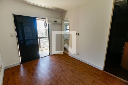Apartamento à venda com 198m², 3 quartos e 3 vagasSuíte 3