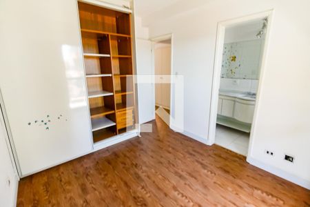 Apartamento à venda com 198m², 3 quartos e 3 vagasSuíte 2