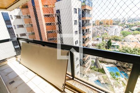 Apartamento à venda com 198m², 3 quartos e 3 vagasVaranda