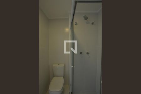 Banheiro de kitnet/studio para alugar com 1 quarto, 26m² em Vila Mariana, São Paulo