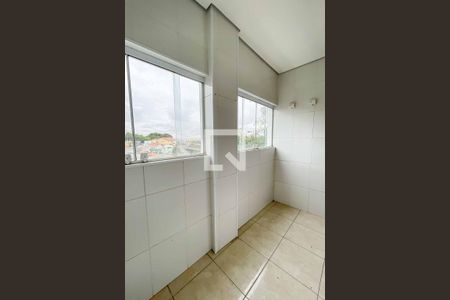 Casa para alugar com 50m², 2 quartos e sem vaga Casa para alugar com 50m², 2 quartos e sem vagaÁrea de Serviço