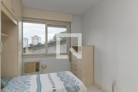 Quarto de apartamento à venda com 1 quarto, 55m² em Vila Ipiranga, Porto Alegre