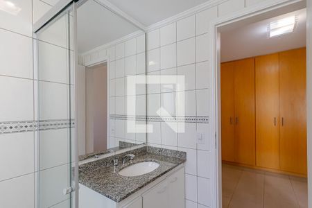 Apartamento para alugar com 38m², 1 quarto e 1 vaga Apartamento para alugar com 38m², 1 quarto e 1 vagaBanheiro da Suíte