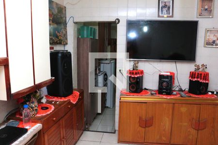 Casa para alugar com 100m², 2 quartos e 2 vagasCopa