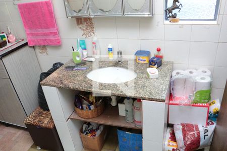 Casa para alugar com 100m², 2 quartos e 2 vagasBanheiro 1