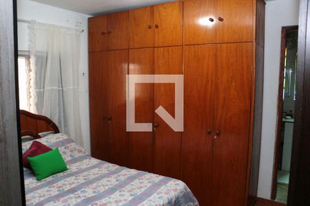 Casa para alugar com 100m², 2 quartos e 2 vagasQuarto 2