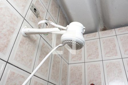 Casa para alugar com 100m², 2 quartos e 2 vagasBanheiro de serviço