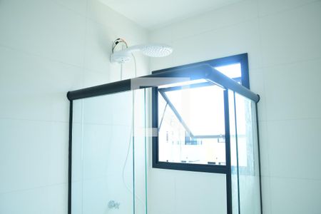 Casa de condomínio para alugar com 67m², 2 quartos e 2 vagasBanheiro