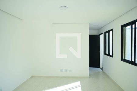 Sala de casa de condomínio para alugar com 2 quartos, 67m² em Jardim Petropolis, Cotia