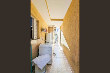 Casa à venda com 150m², 5 quartos e 2 vagasÁrea de serviço 1