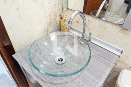 Casa à venda com 150m², 5 quartos e 2 vagasBanheiro da suíte