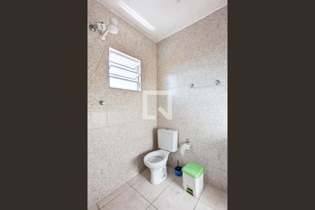 Casa à venda com 150m², 5 quartos e 2 vagasBanheiro da churrasqueira