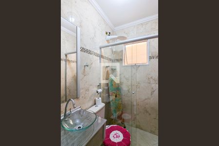 Casa à venda com 150m², 5 quartos e 2 vagasBanheiro da suíte