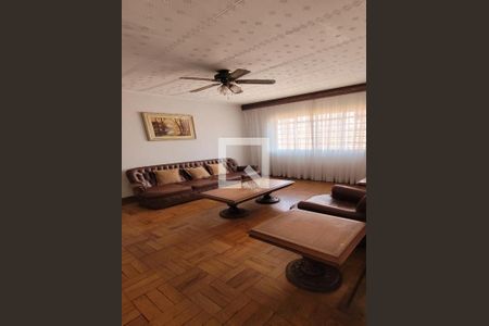 Casa à venda com 3 quartos, 200m² em Ipiranga, São Paulo