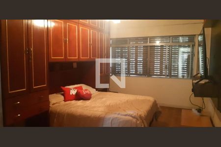 Casa à venda com 4 quartos, 226m² em Vila Dom Pedro I, São Paulo