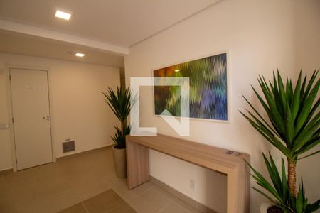 Apartamento para alugar com 37m², 2 quartos e sem vaga Apartamento para alugar com 37m², 2 quartos e sem vagaHall Social