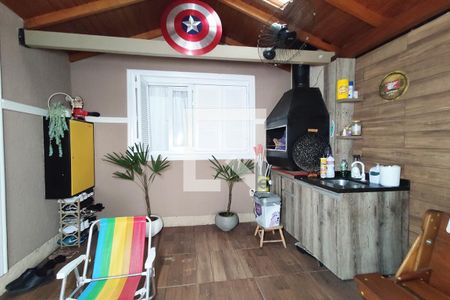 Casa para alugar com 75m², 2 quartos e 1 vagaQuintal