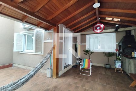 Casa para alugar com 75m², 2 quartos e 1 vagaQuintal