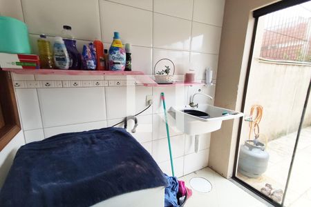 Casa para alugar com 75m², 2 quartos e 1 vagaÁrea de Serviço