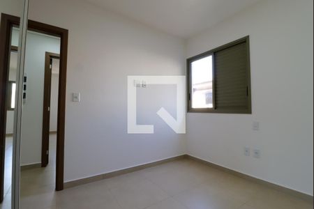 Apartamento para alugar com 107m², 3 quartos e 2 vagas Apartamento para alugar com 107m², 3 quartos e 2 vagasQuarto 2