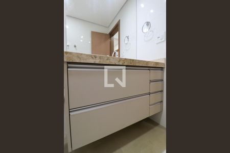 Apartamento para alugar com 107m², 3 quartos e 2 vagas Apartamento para alugar com 107m², 3 quartos e 2 vagasBanheiro