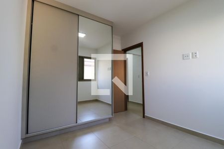 Apartamento para alugar com 107m², 3 quartos e 2 vagas Apartamento para alugar com 107m², 3 quartos e 2 vagasQuarto 2