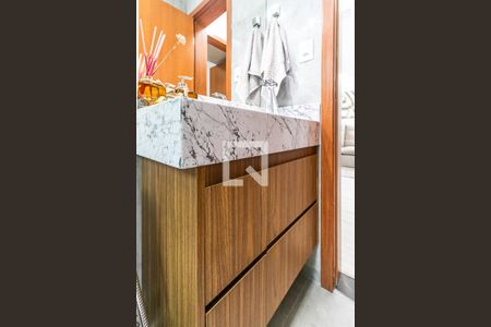 Apartamento à venda com 72m², 2 quartos e 2 vagasBanheiro Social